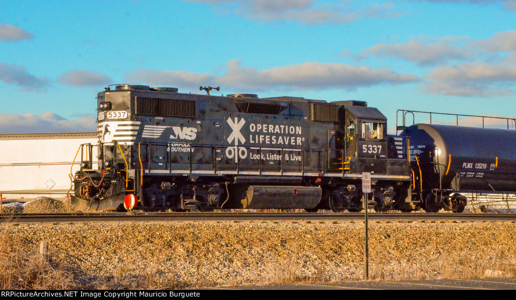 NS GP38-2 Operation Life Saver Locomotive